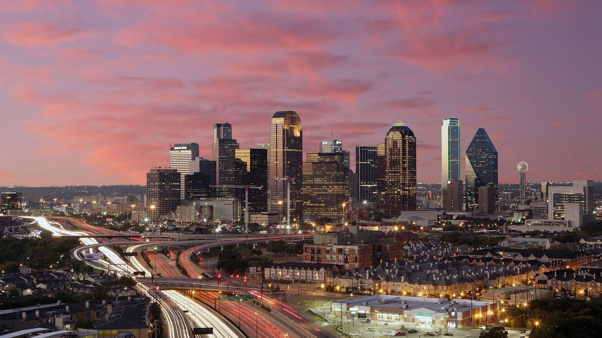 Sunset view of the downtown Dallas Skyline
