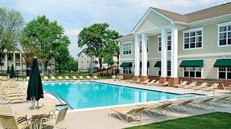 Poolside view of Stonegate at Devon apartments